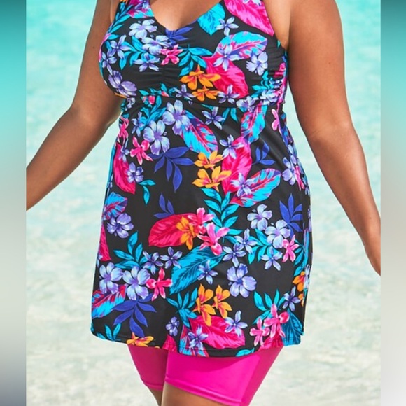Women’s Black Floral Longer Length (Long Torso) Tankini 18 - Picture 3 of 3